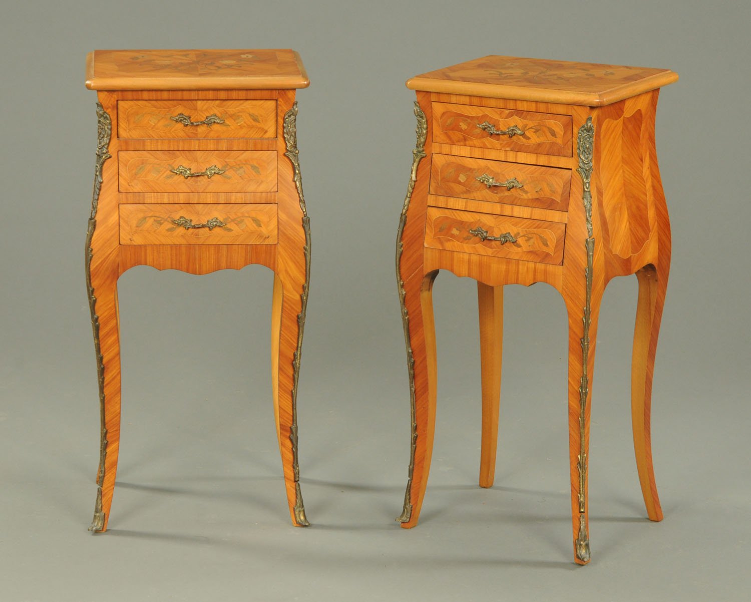 Coppia di comodini intarsiati - immagine 4