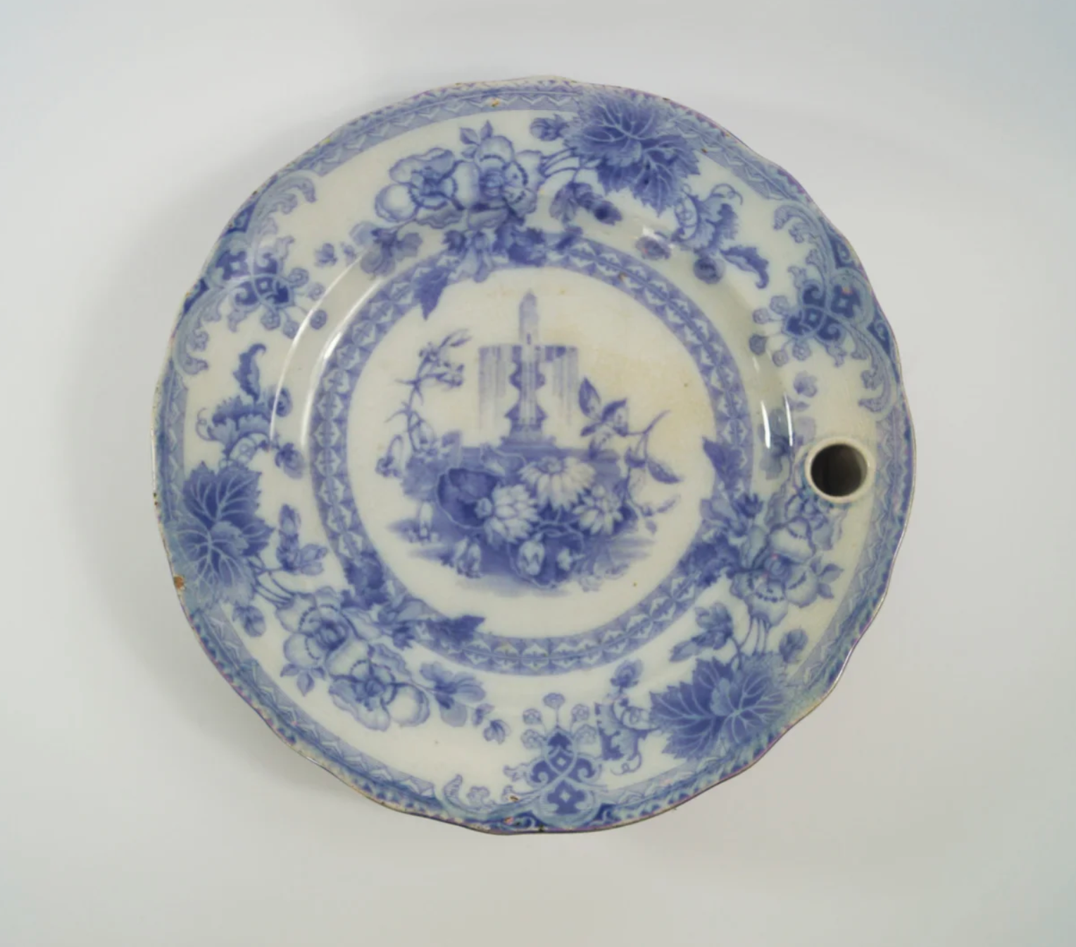 Antico piatto da pappa