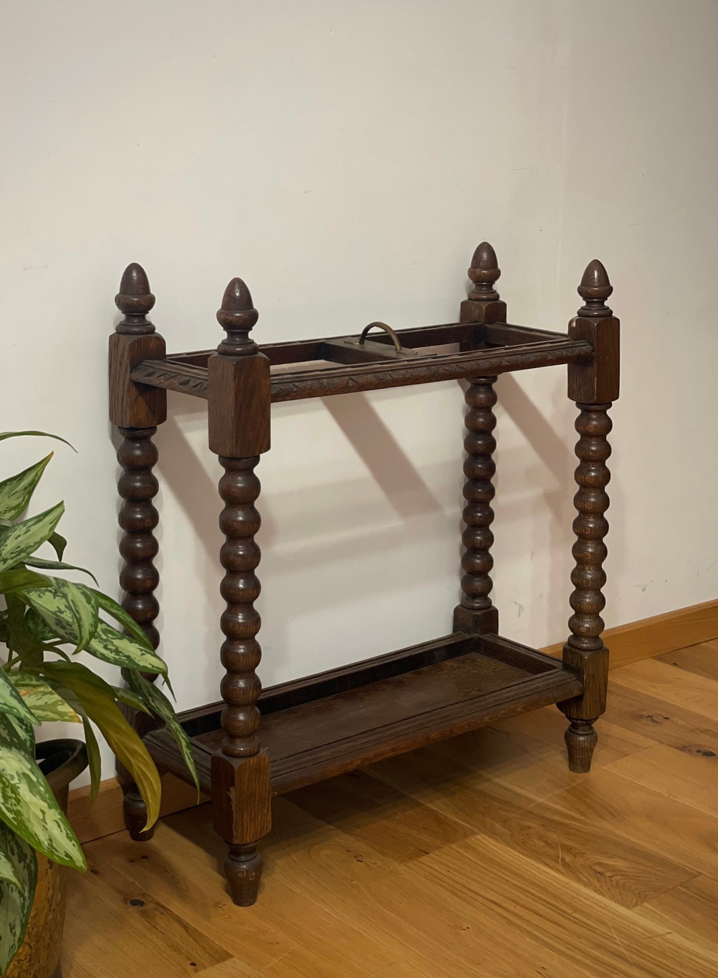 Porta ombrelli in rovere lavorato a mano - 1880/90 c.